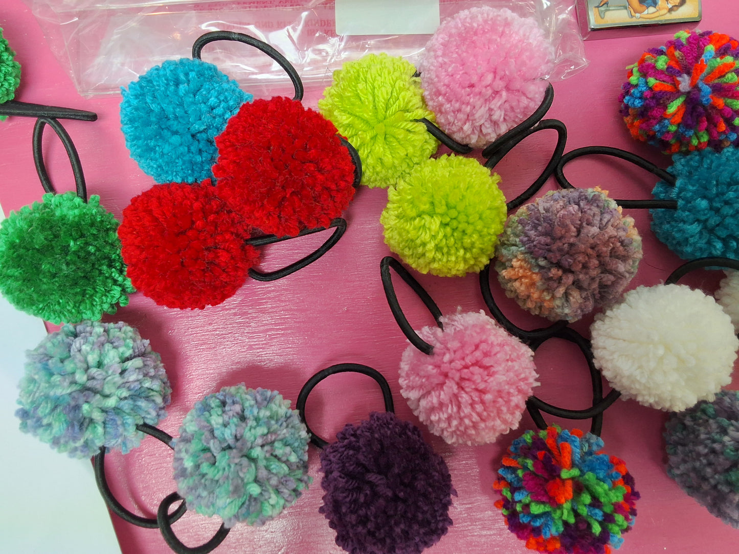 Pom Pom Ponytail Holder