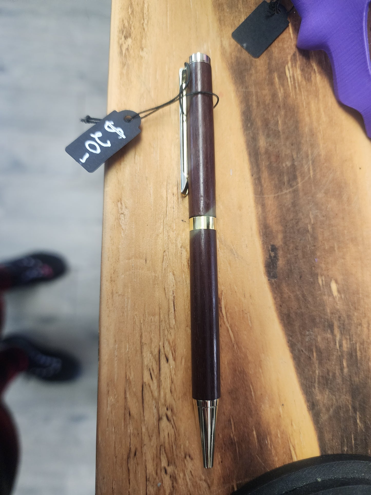 Pen (unknown)