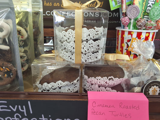 Cinnamon Roasted Pecan Turtles