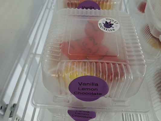Crawfish Macaron (vanilla)
